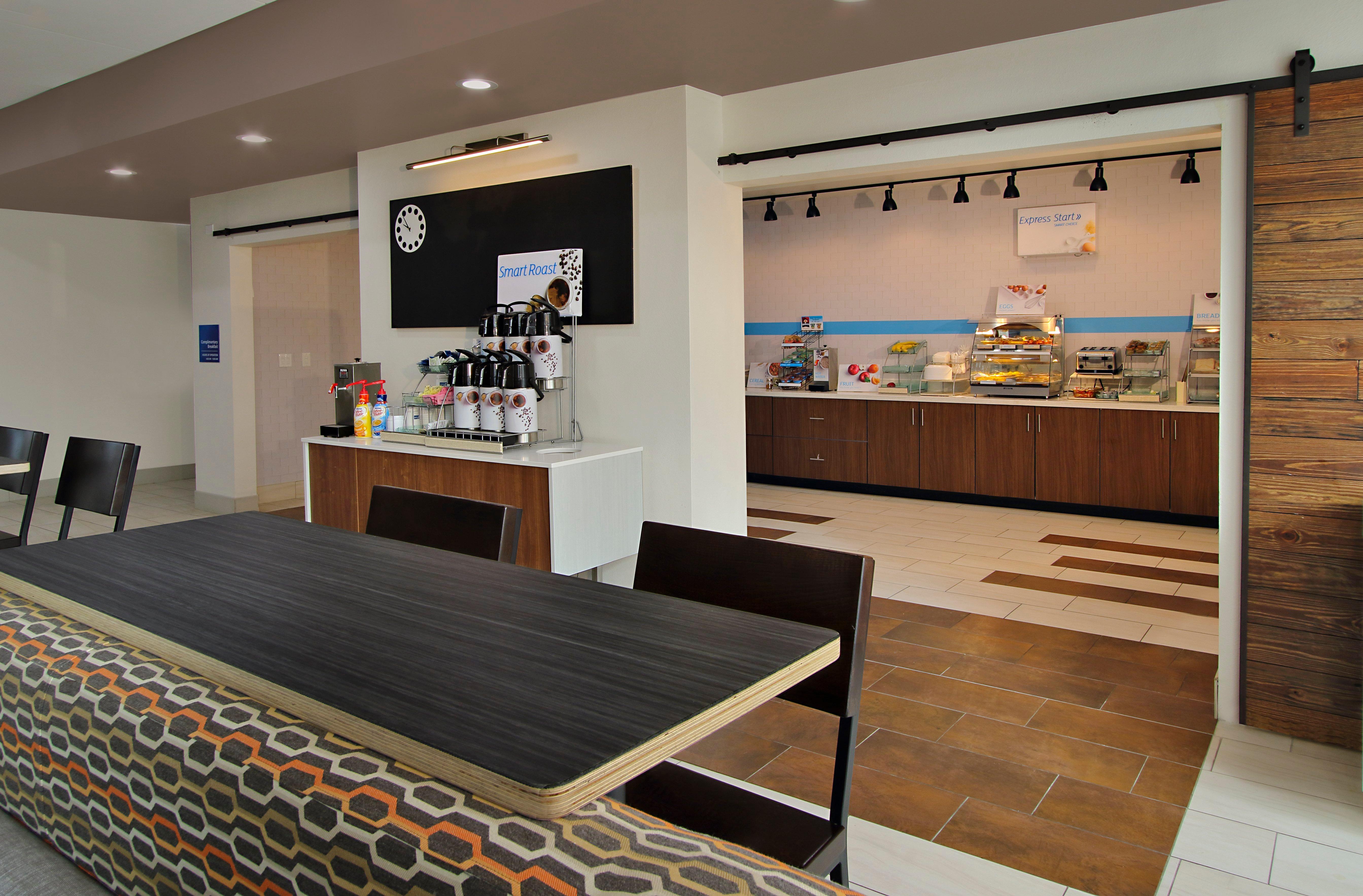 Holiday Inn Express & Suites - Brookshire - Katy Freeway, An Ihg Hotel Экстерьер фото